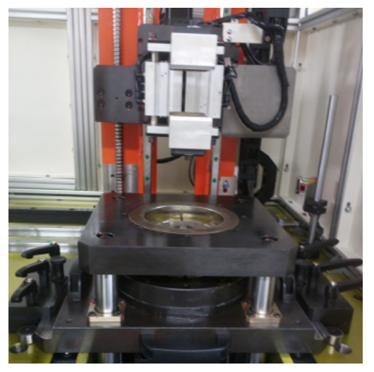 立式伺服縮徑設(shè)備""